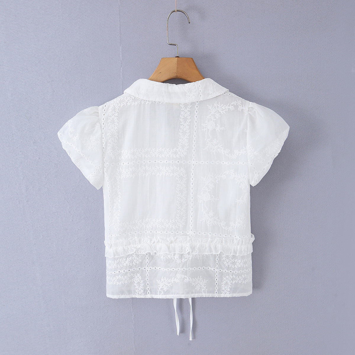 法式優雅鏤空刺繡心型繫帶襯衫 SS2016